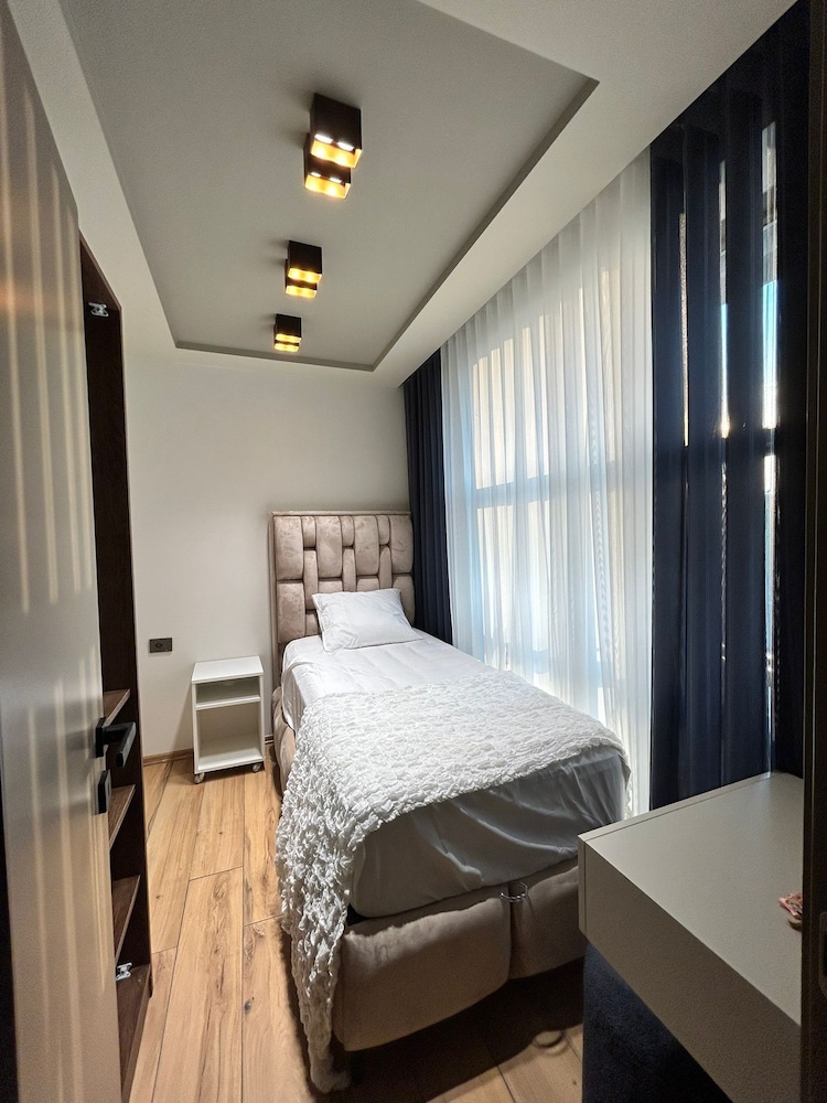 Comfort Duplex, Balcony, Park View photo 1