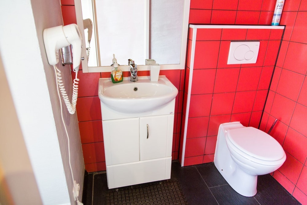 Standard Double or Twin Room photo 3