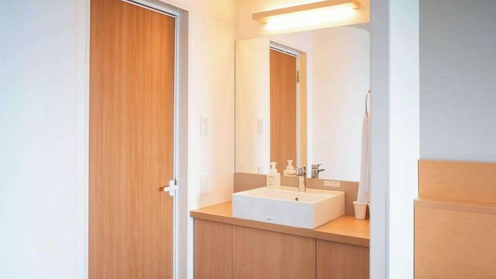 Double Room with Extra bed, Non Smoking - Photo 4
