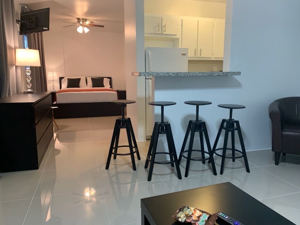 Studio Suite photo 1