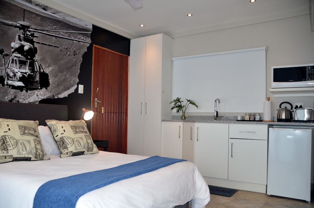 Standard Double Room, 1 Double Bed (Oryx Room) photo 3