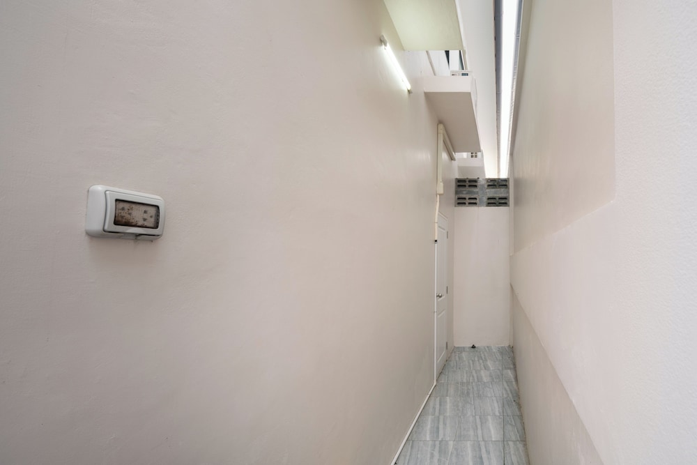 Classic Townhome photo 3