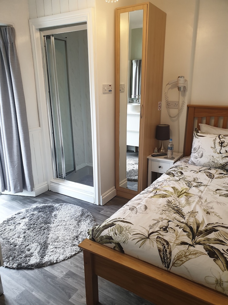 Single Room photo 1