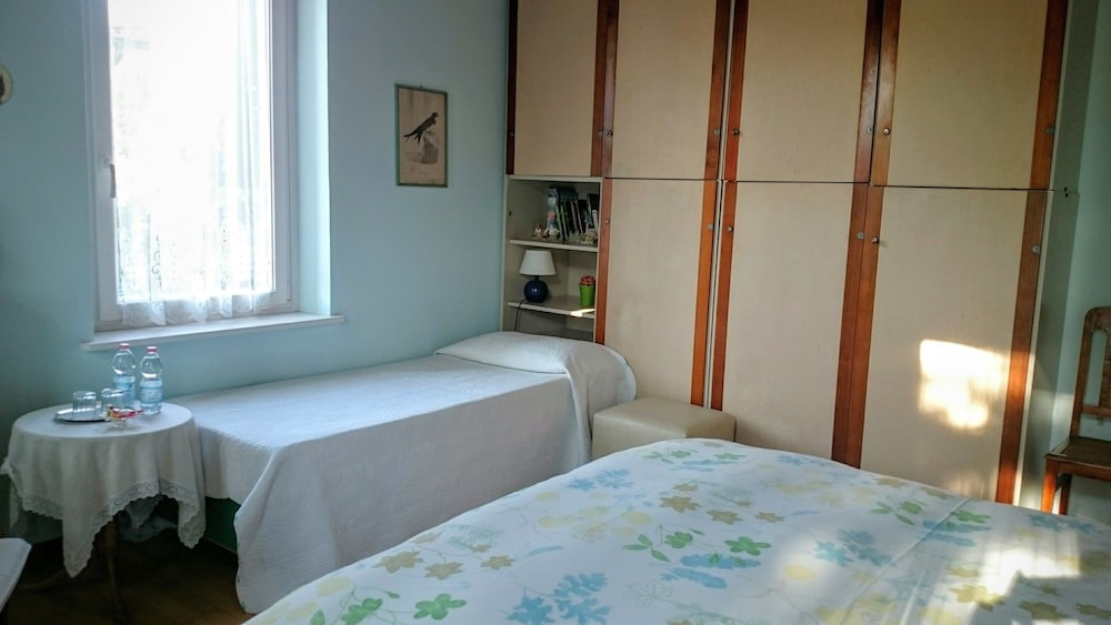 Quadruple Room, Private Bathroom (External)
