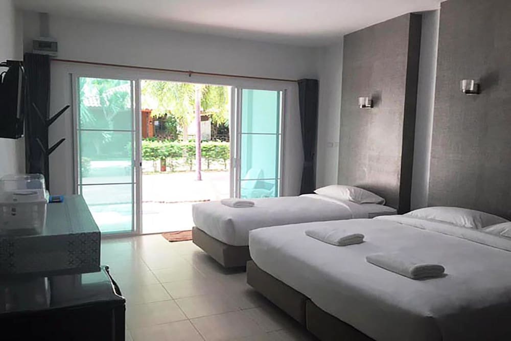 Standard Triple Room photo 3