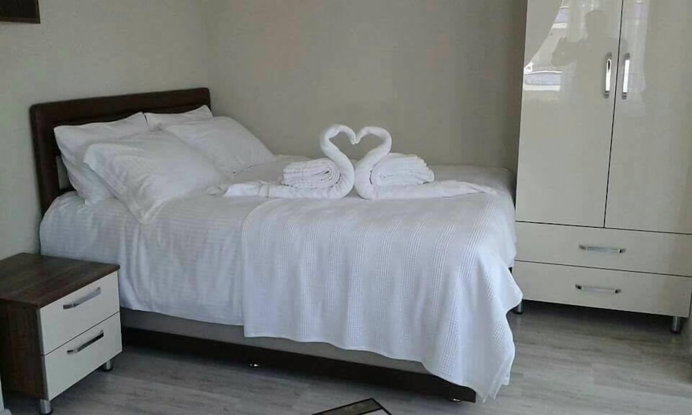 Grand Studio, 1 Bedroom, Non Smoking, City View