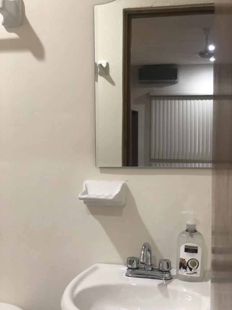Economy Double Room, 2 Double Beds, Non Smoking photo 2