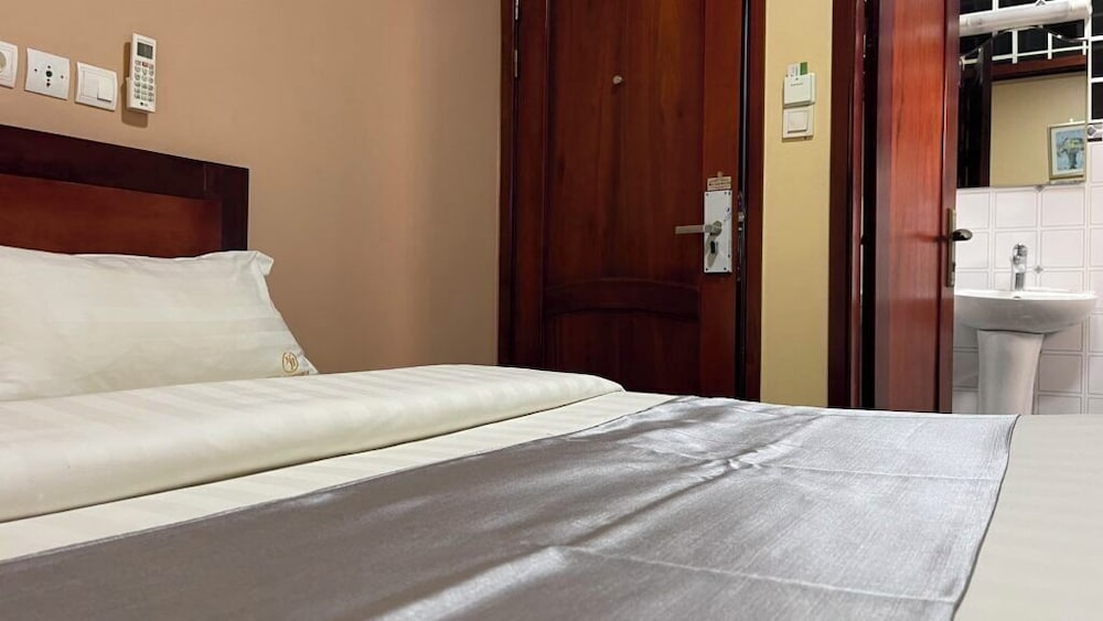 Standard Room, 1 Double Bed, Balcony photo 2