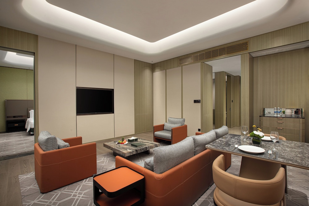 Suite, 1 Bedroom, Club Lounge Access, Lake View (Lake View) photo 1