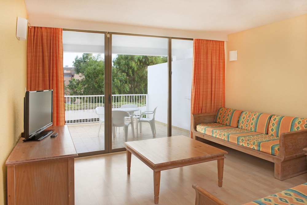 Standard Apartment, Balcony, Garden View - Photo 1