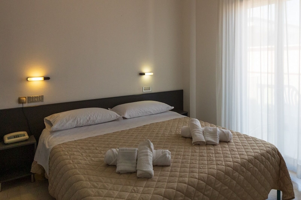 Standard Double Room Single Use