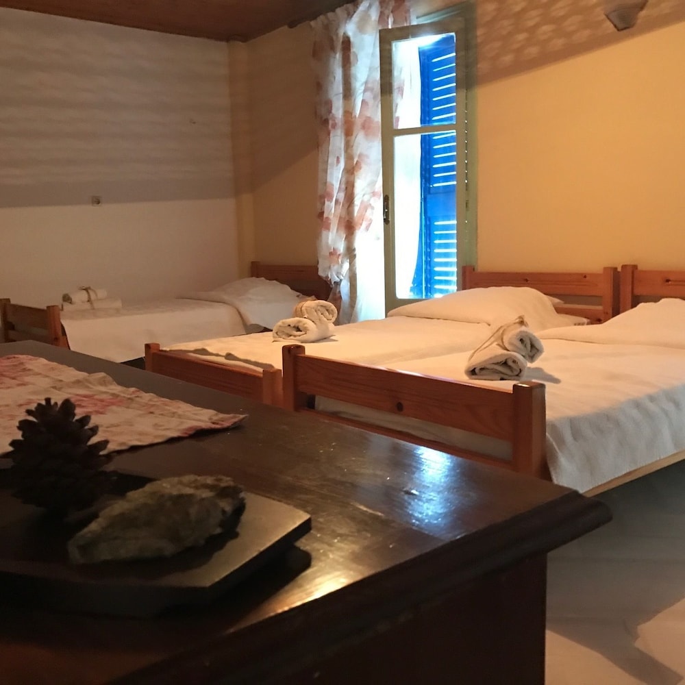 Triple Room photo 2