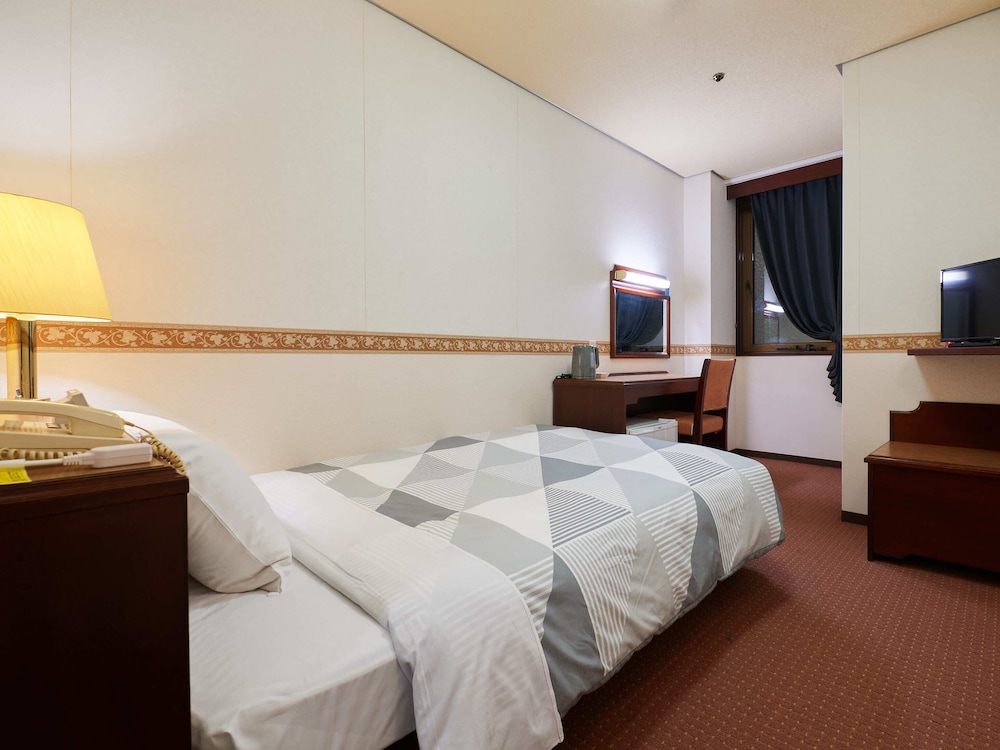 Economy Double Room, 1 Double Bed, Smoking photo 3