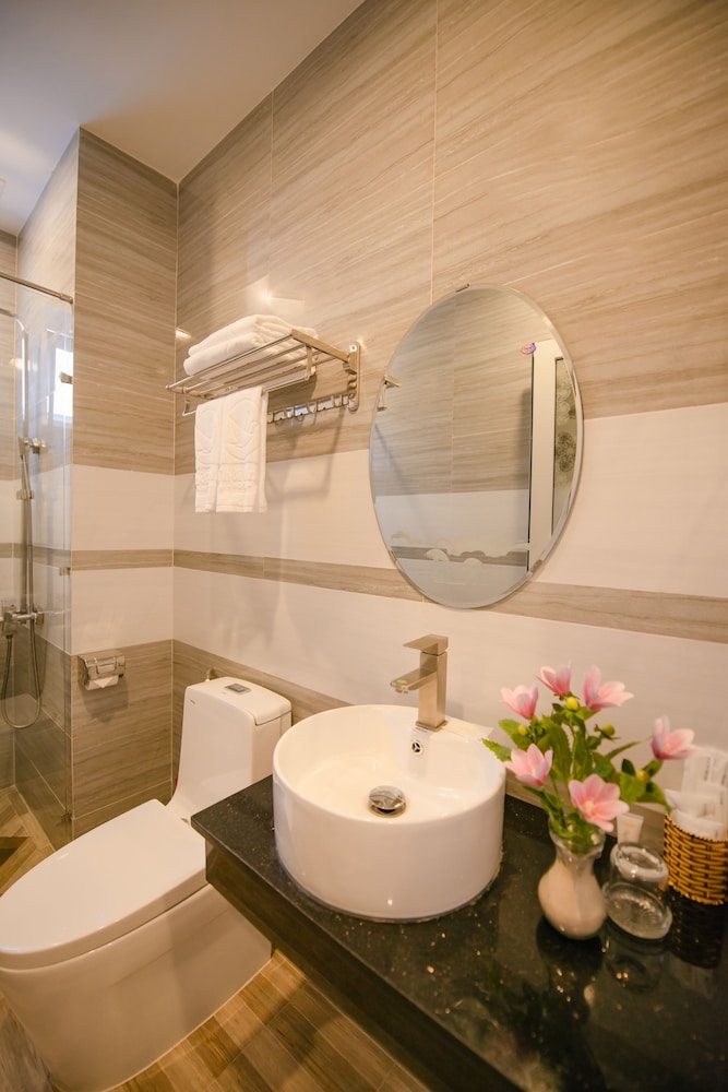 Standard Double or Twin Room - Photo 6