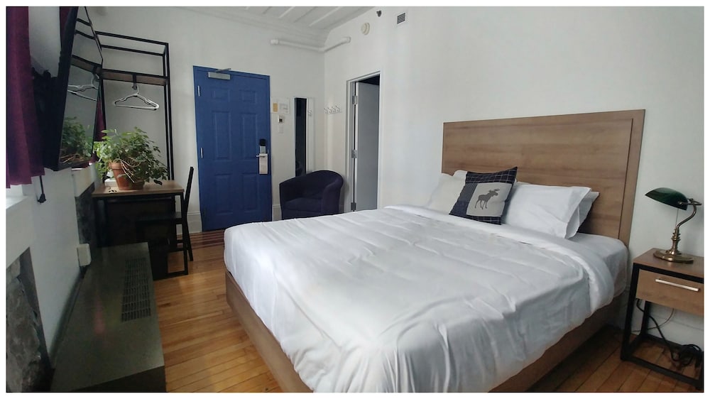 Room, 1 Double Bed, Private Bathroom photo 3