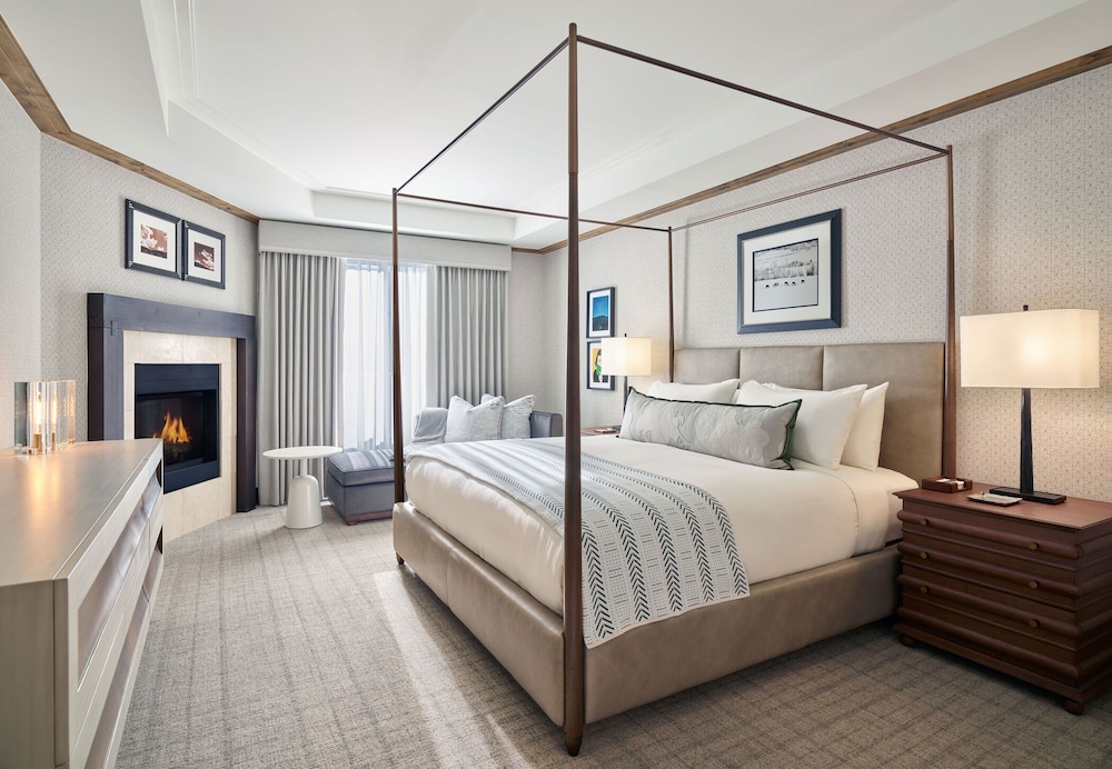 Deluxe Room, 1 King Bed (Residence)