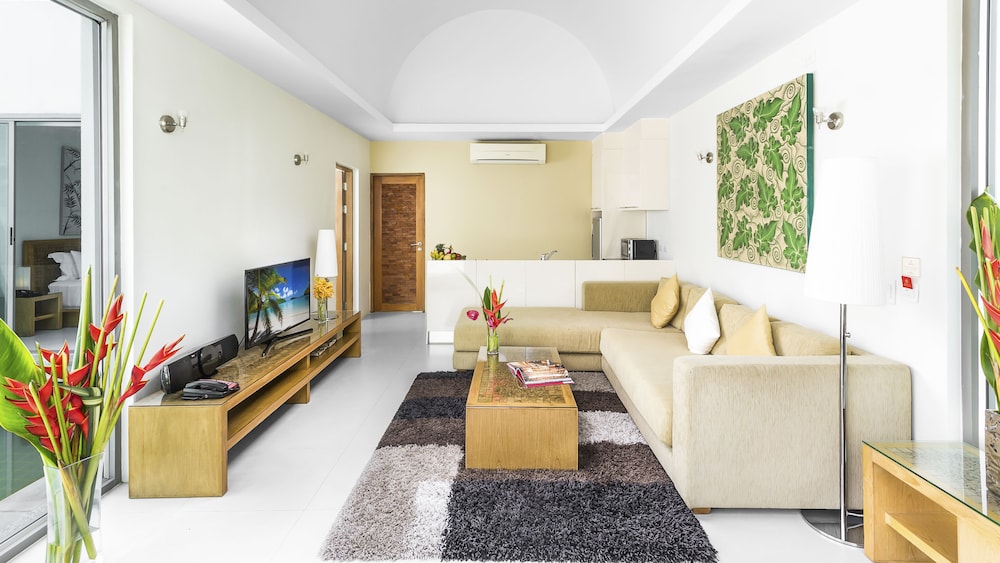 One Bedroom Modern Pool Villa - Photo 4