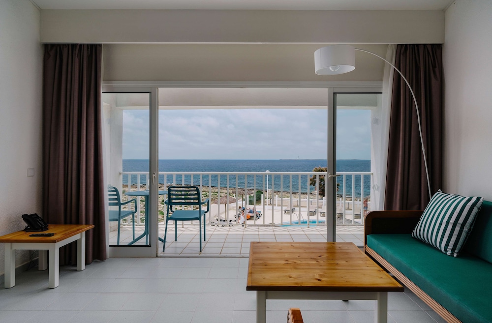 Apartamento Frontal al Mar (3 Adultos)