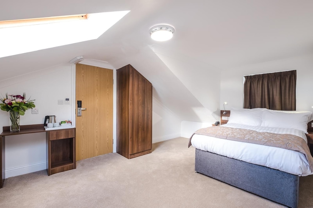 Double Room, Ensuite (Attic)