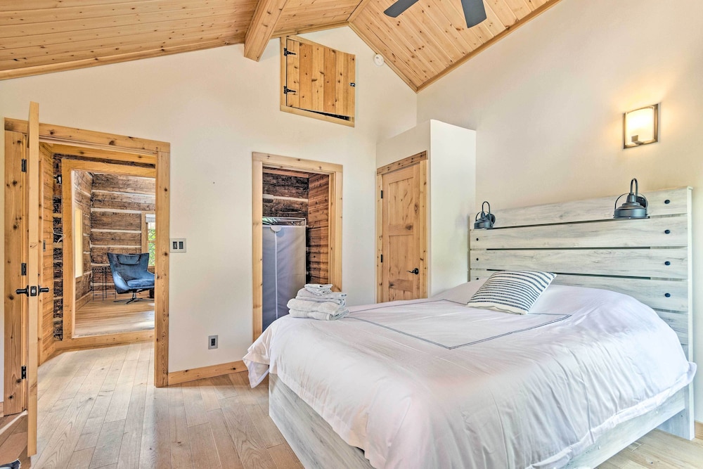 House (2 Bedrooms) photo 2