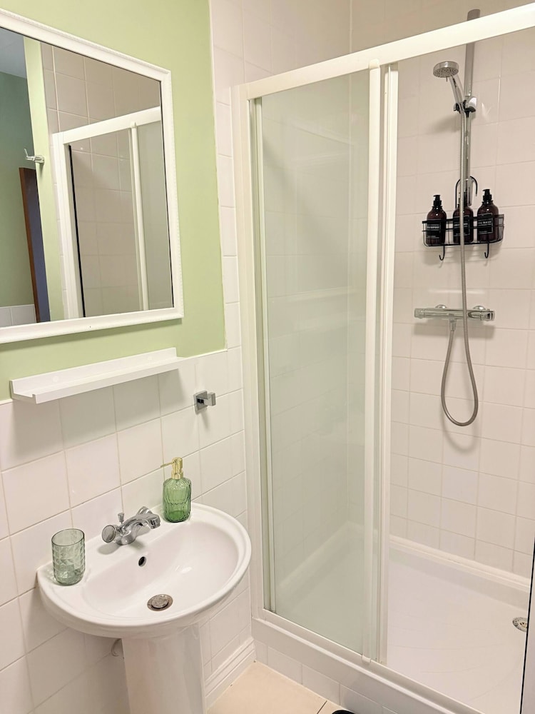 2 Bedroom Apartment & Balcony Jewellery Quarter, Zdjęcie 23