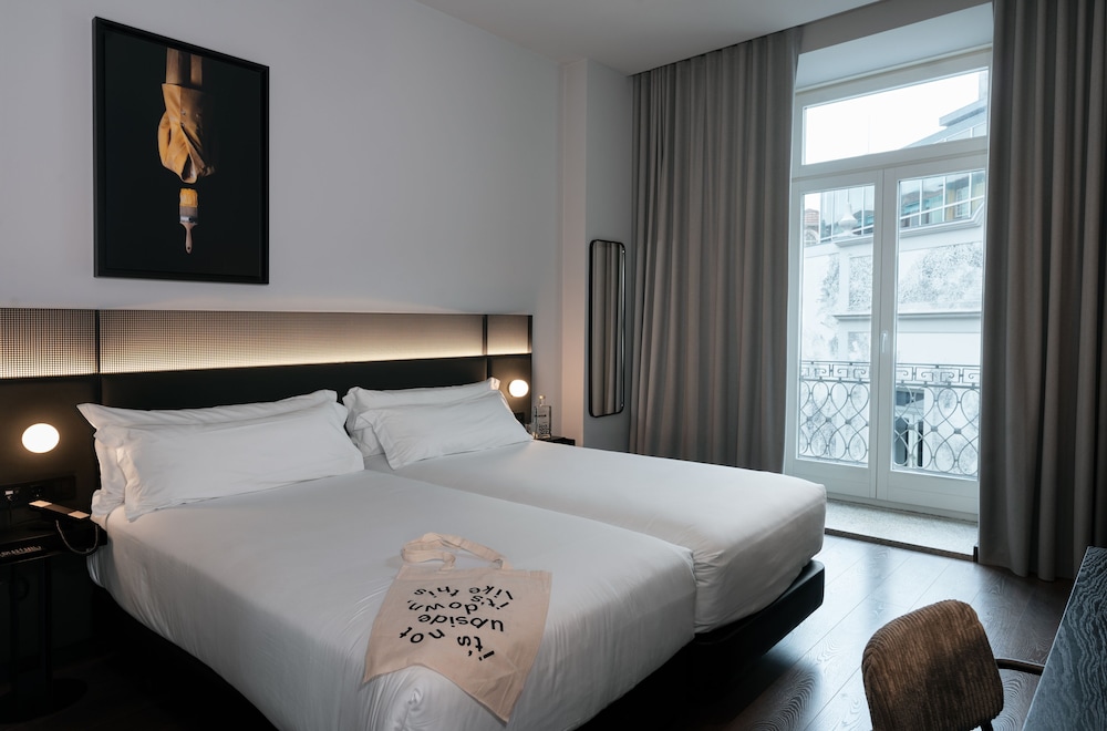 Double or Twin Room, Balcony, City View
