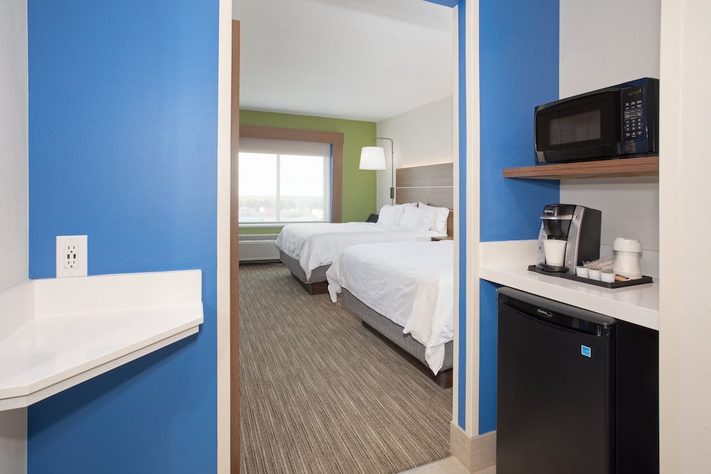 Standard Room, 2 Queen Beds - Photo 4