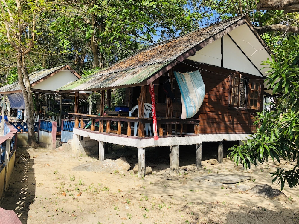 Bungalow With Sea View photo 3