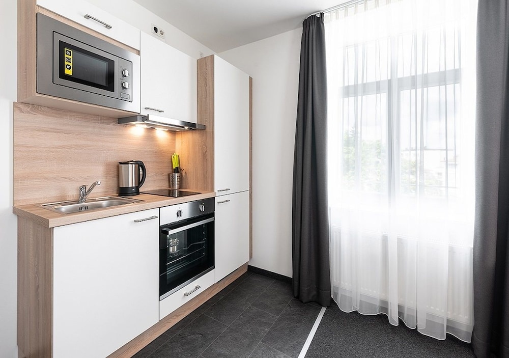 Studio-Apartment (2 Adults) - Photo 2