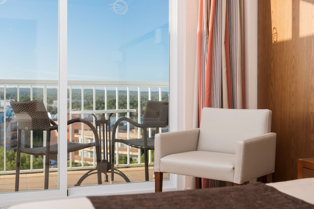 Habitación Doble Estándar con Balcón