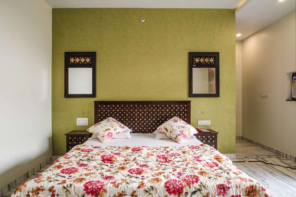 Super Deluxe Room - Photo 8