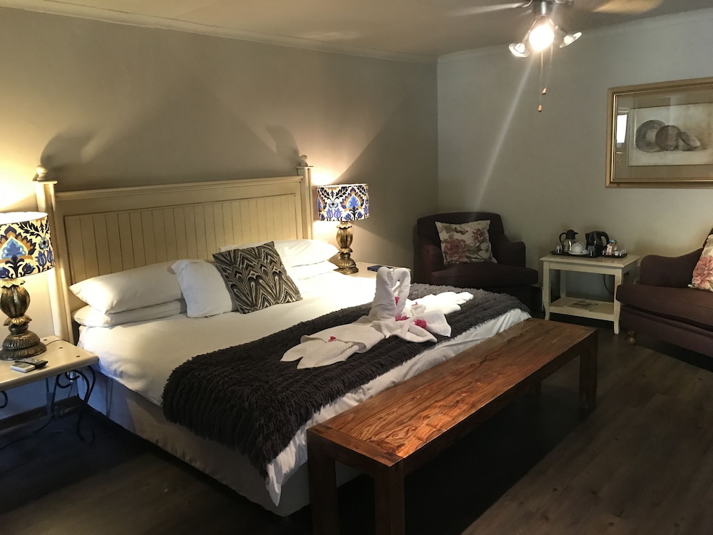 Executive Room - Photo 2