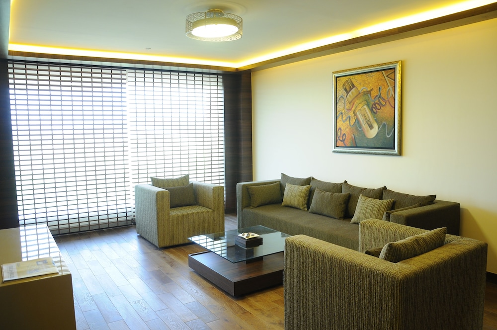 Suite (The Lalit Legacy) photo 2