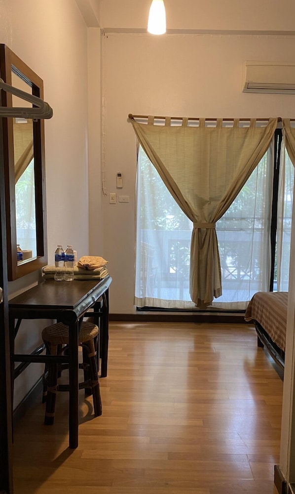 Air-Con Superior Double room