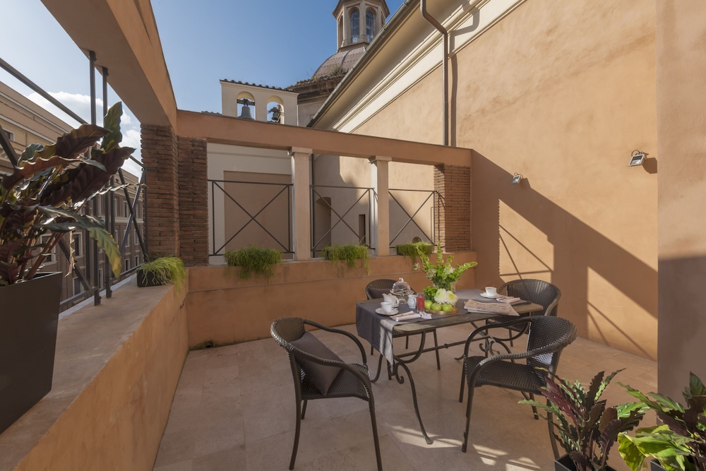 Deluxe Double Room, Terrace photo 3