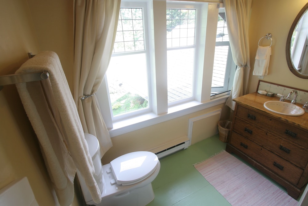 Goldfinch Room photo 3