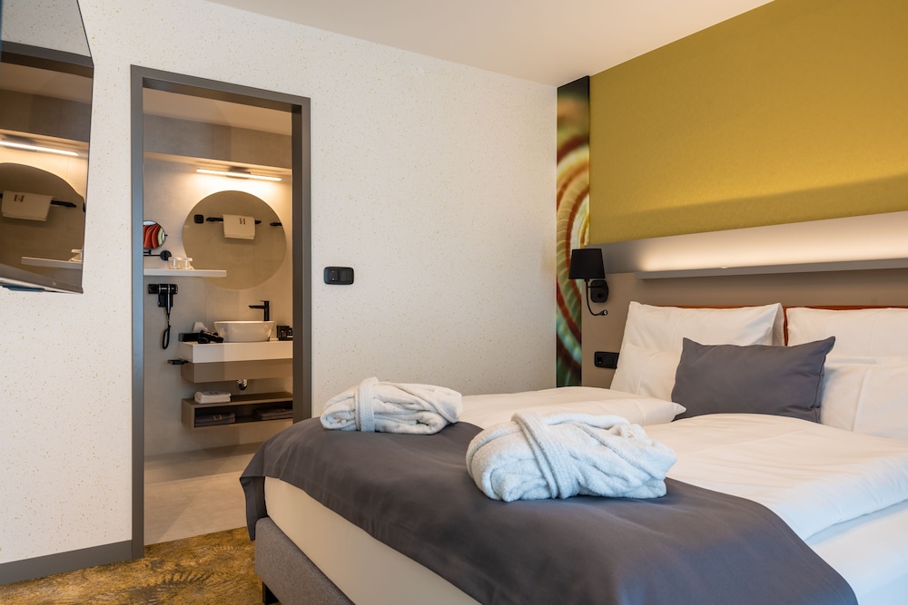 Superior Room - Photo 5