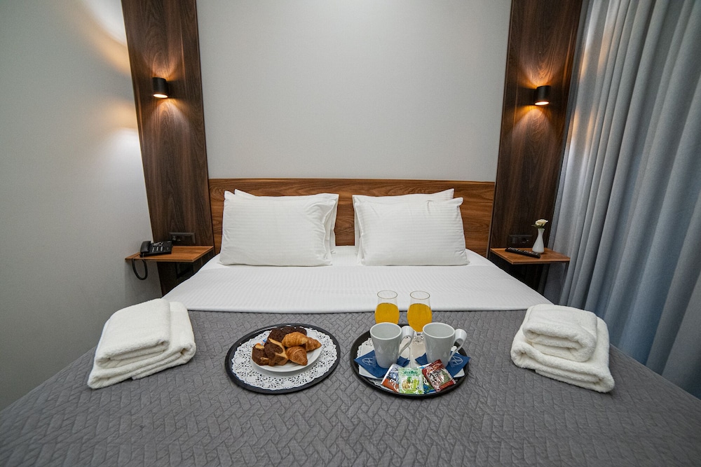 Deluxe Double Room photo 2