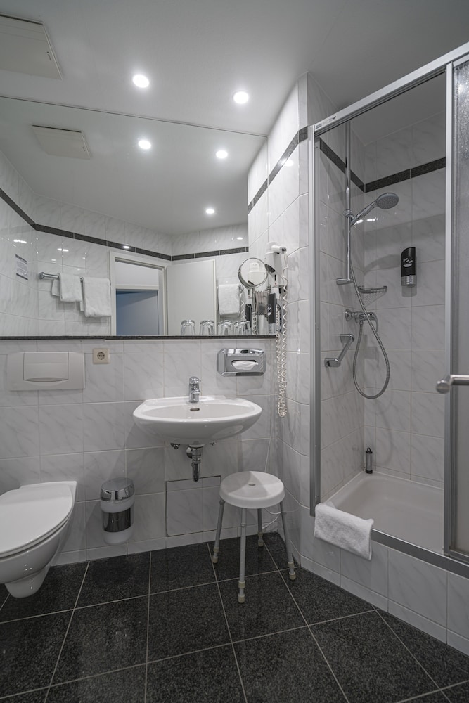 Family Apartment, 2 Bedrooms, Non Smoking, Kitchenette - Photo 11
