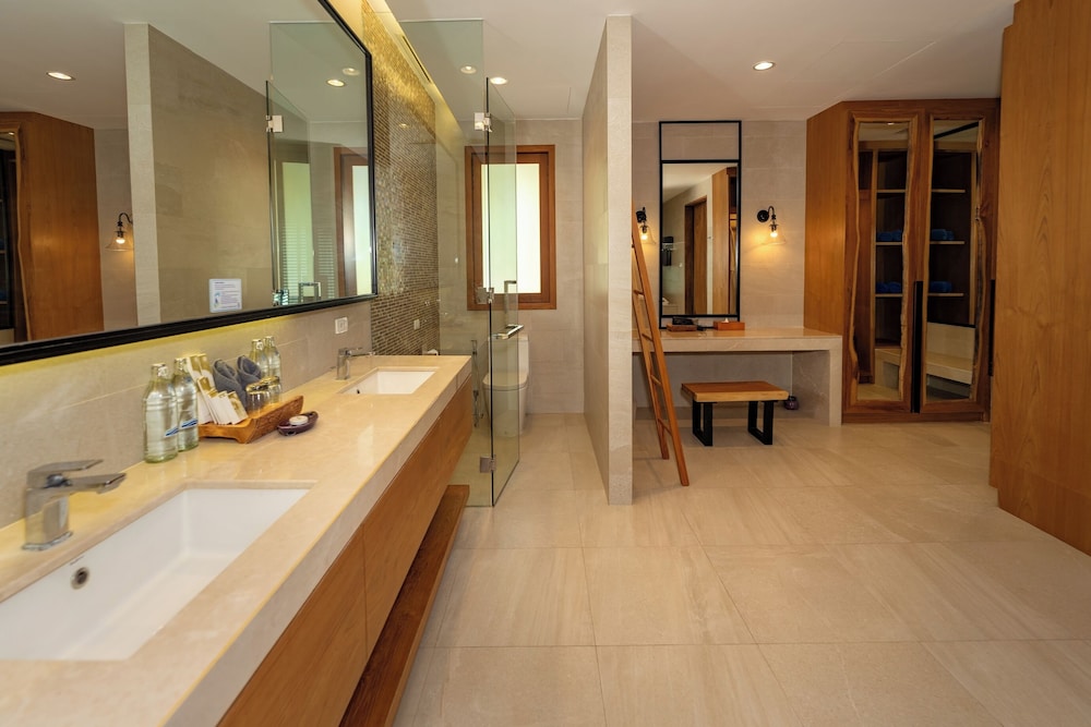Tropical Pool Villa - Photo 16