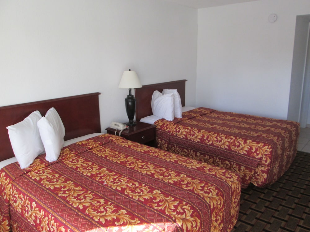 Standard Room, 2 Double Beds