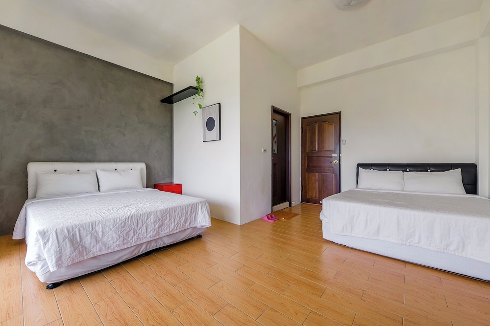 Quadruple Room With Balcony - Photo 7