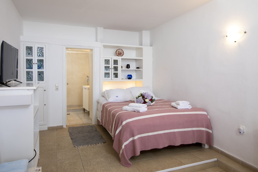 Standard Studio, Sea View (Heaven)
