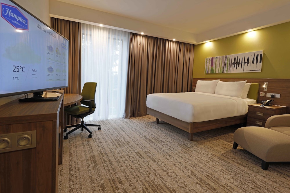 Room, 1 Queen Bed, Accessible - Photo 1