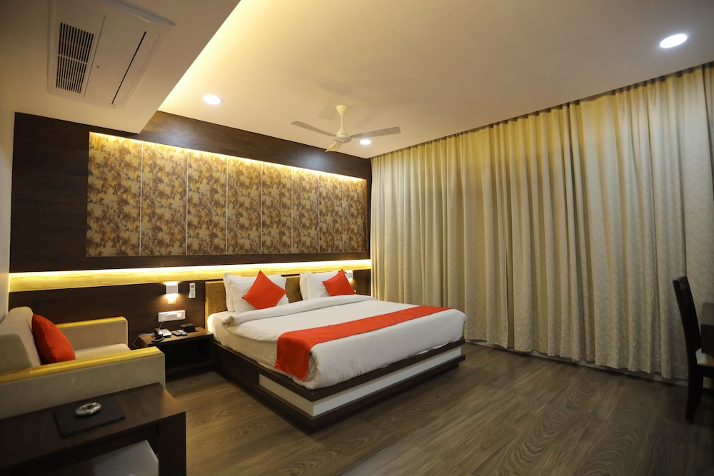 ASTORIA PREMIUM ORCHID VIEW WITH BALCON photo 2
