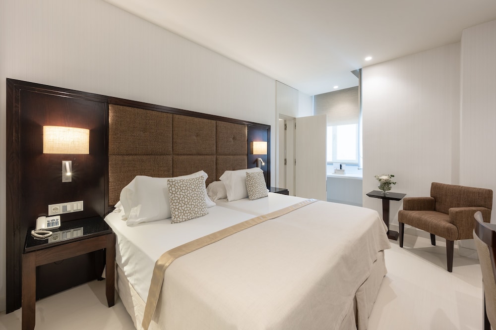 Executive Double or Twin Room - Photo 6