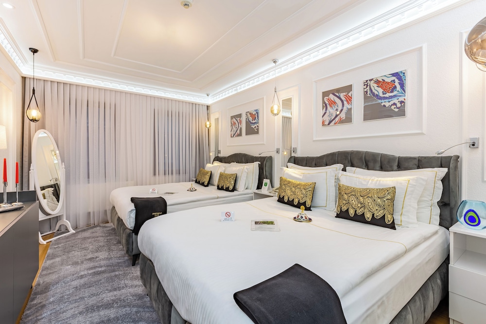 Superior Quadruple Room photo 1
