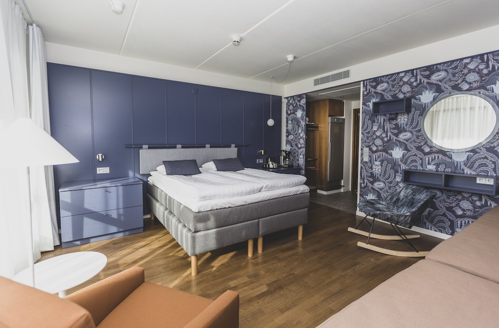 Superior Room, 1 Queen Bed photo 1