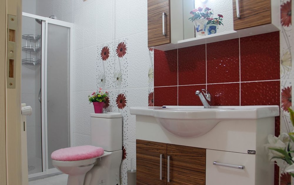 Family Apartment, 2 Bedrooms, Balcony photo 2