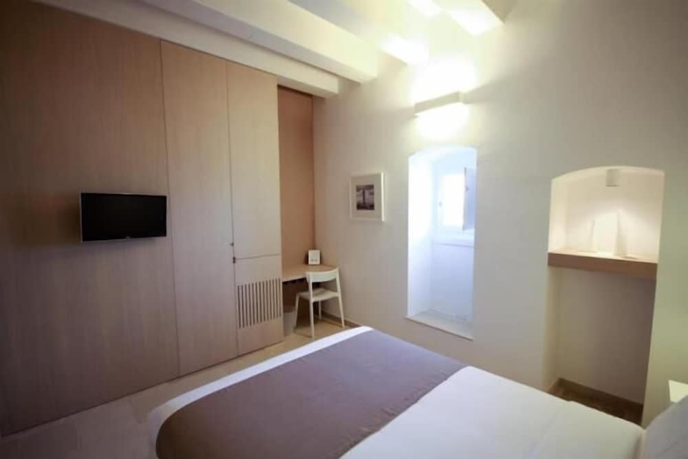Double Room, Sea View - Photo 4